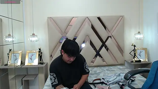 AndrewPherson online show from January 2025 06:45:02 PM