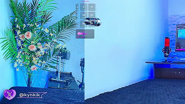 Kinky  Karo online show from November 2025 01:33:02 AM