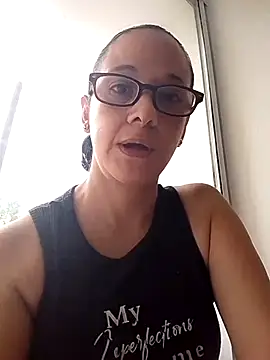 nicolle milf1978 online show from April 2026 11:26:02 AM