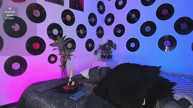 juandaaap online show from February 2026 11:42:02 PM