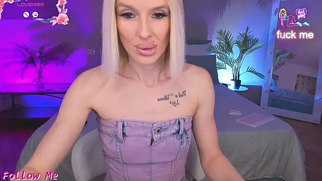 Lana kitty   online show from April 2026 10:29:01 PM