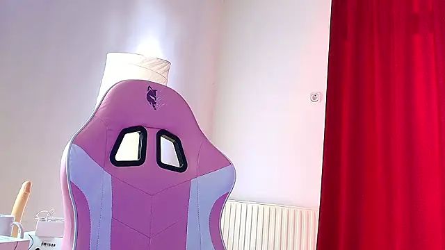 Anne Blueeyes online show from March 2026 03:05:01 PM