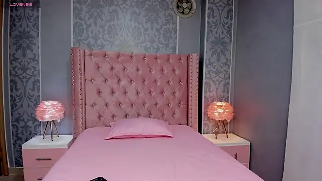 pola adams  online show from January 2025 11:24:01 AM