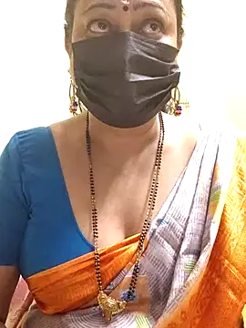 Snapshot of rekha_naier chatting on February 2025 05:33:01 AM rekha naier online show from February 2025 05:33:01 AM