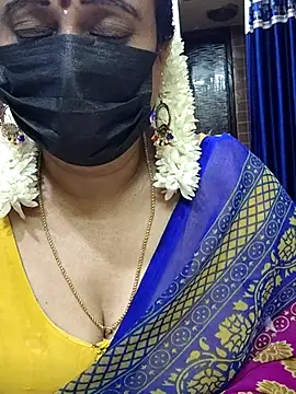 Snapshot of rekha_naier chatting on March 2025 02:19:02 AM rekha naier online show from March 2025 02:19:02 AM