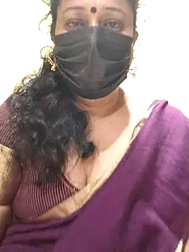 Snapshot of rekha_naier chatting on March 2025 09:48:02 PM rekha naier online show from March 2025 09:48:02 PM