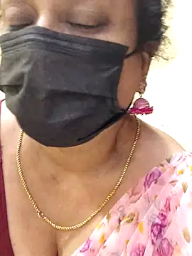 Snapshot of rekha_naier chatting on March 2025 10:47:01 PM rekha naier online show from March 2025 10:47:01 PM