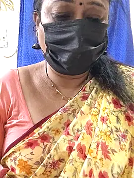 Snapshot of rekha_naier chatting on July 2026 08:44:02 PM rekha naier online show from July 2026 08:44:02 PM