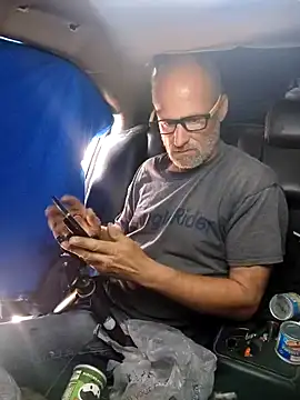 DatingProfile USA 43 str8 online show from February 2025 07:33:02 PM