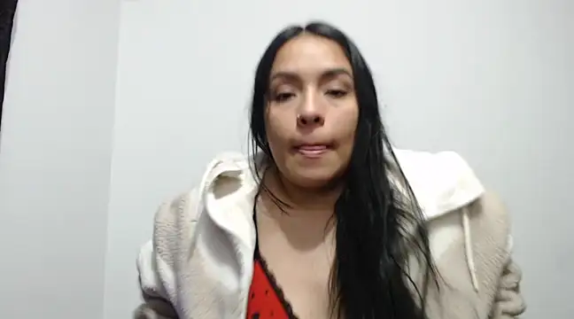 Alice taylor1  online show from January 2025 03:01:01 AM