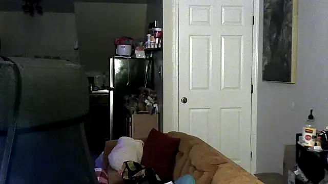 BigKittyRaven online show from December 2024 01:14:01 AM