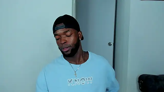 Dylan Taylor online show from September 2025 04:01:02 AM