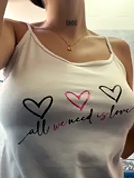 Snapshot of ellie_mcdonald chatting on November 2025 08:31:01 PM ellie mcdonald online show from November 2025 08:31:01 PM