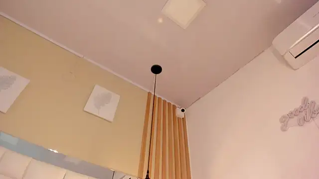 manuela zapata online show from February 2025 10:18:01 PM