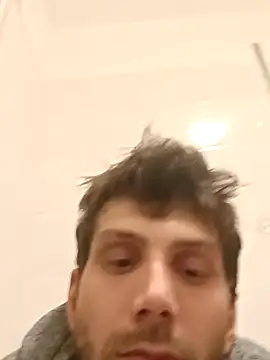 Snapshot of dariodario chatting on February 2025 09:02:01 PM dariodario online show from February 2025 09:02:01 PM