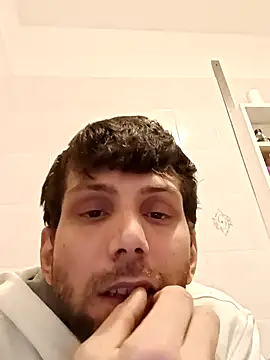 Snapshot of dariodario chatting on February 2025 11:02:01 AM dariodario online show from February 2025 11:02:01 AM