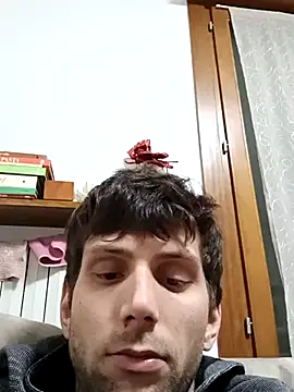 Snapshot of dariodario chatting on February 2025 11:28:01 AM dariodario online show from February 2025 11:28:01 AM