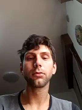 Snapshot of dariodario chatting on February 2025 09:37:01 AM dariodario online show from February 2025 09:37:01 AM