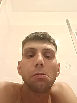 Snapshot of dariodario chatting on March 2025 09:21:01 PM dariodario online show from March 2025 09:21:01 PM