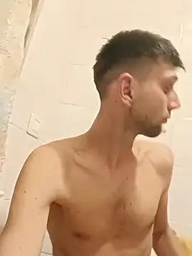 Snapshot of dariodario chatting on March 2025 09:53:02 PM dariodario online show from March 2025 09:53:02 PM