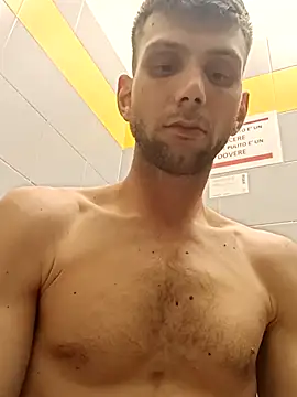 Snapshot of dariodario chatting on March 2025 07:14:02 PM dariodario online show from March 2025 07:14:02 PM