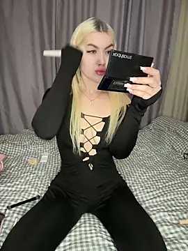 Cute Barbieee  online show from December 2024 01:18:01 AM