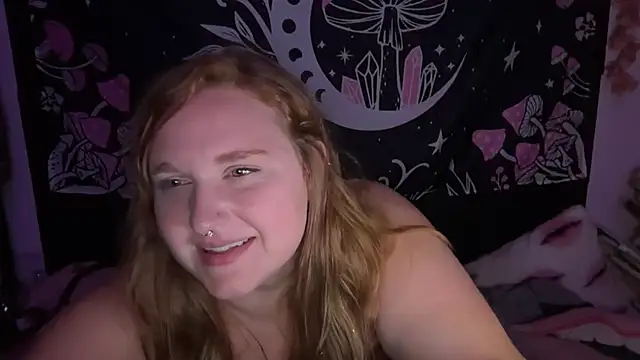 Snapshot of thickgingergoddess chatting on September 2025 04:17:02 AM thickgingergoddess online show from September 2025 04:17:02 AM