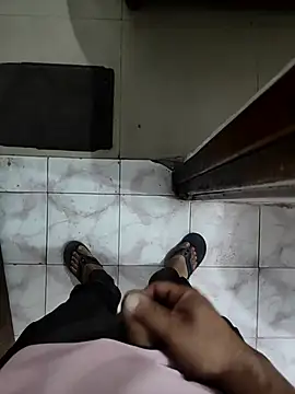 shale26 online show from December 2024 04:50:02 AM