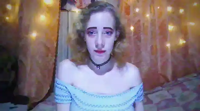 Snapshot of MelxMellie chatting on January 2025 08:28:02 PM MelxMellie online show from January 2025 08:28:02 PM