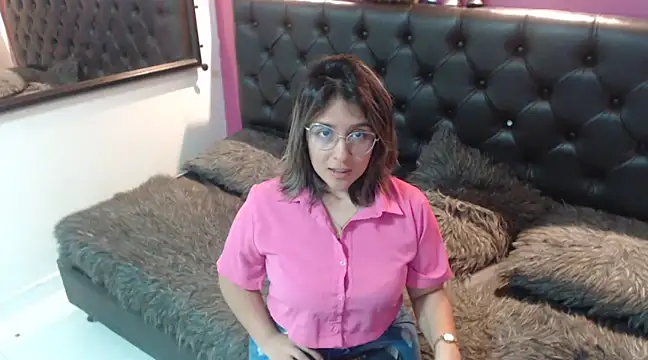 Snapshot of Pandoracherry chatting on December 2024 02:01:02 AM Pandoracherry online show from December 2024 02:01:02 AM