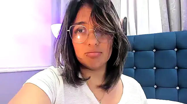 Snapshot of Pandoracherry chatting on February 2025 09:00:02 AM Pandoracherry online show from February 2025 09:00:02 AM