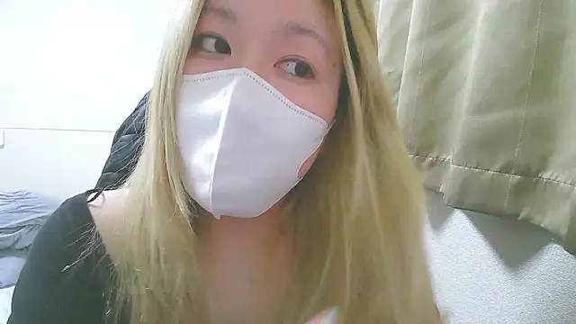 Snapshot of Remi_official chatting on September 2025 08:30:02 PM Remi official online show from September 2025 08:30:02 PM