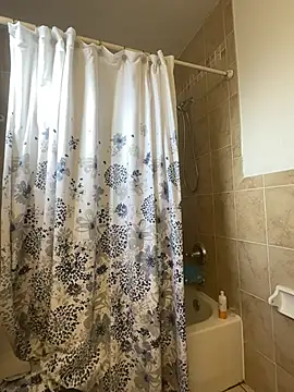 Snapshot of shyfr34k chatting on December 2024 08:37:01 PM shyfr34k online show from December 2024 08:37:01 PM