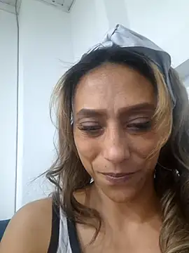 salome drasin online show from November 2025 10:43:02 PM