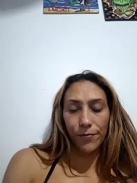 salome drasin online show from April 2026 04:05:02 AM