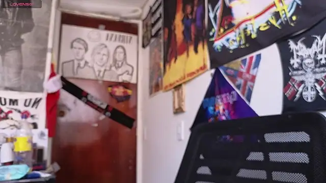 Snapshot of Darkness_jones_ chatting on December 2024 06:53:02 PM Darkness jones online show from December 2024 06:53:02 PM