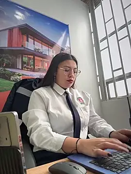 LIZ-06  online show from October 2025 12:40:02 PM