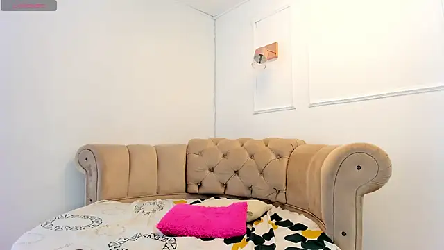 Snapshot of briannaduque chatting on February 2025 12:03:02 PM briannaduque online show from February 2025 12:03:02 PM