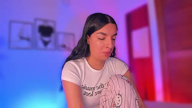 777AylinZ online show from March 2026 11:36:01 AM