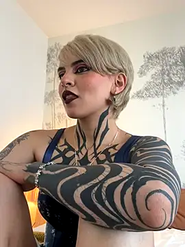 Trinity   s online show from October 2025 12:04:01 PM