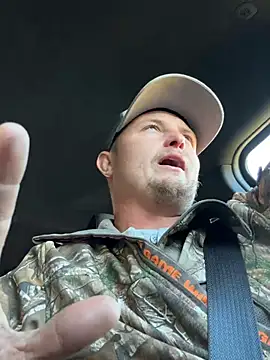 Badazzcouple online show from December 2024 08:18:01 PM