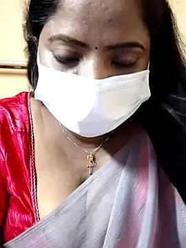 Snapshot of sheela28 chatting on December 2024 01:33:02 PM sheela28 online show from December 2024 01:33:02 PM