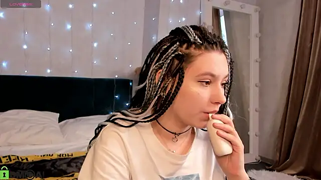 Bonni Meiz online show from March 2026 04:06:02 AM