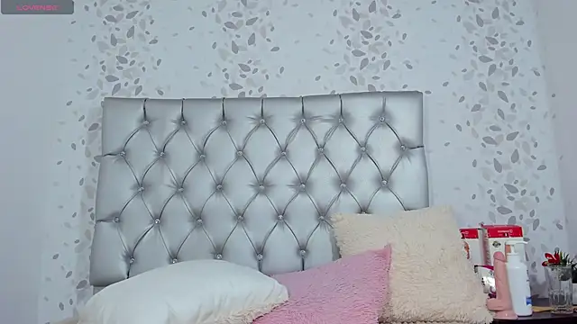 candymery online show from March 2025 10:10:02 PM