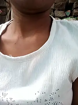 Snapshot of Kajal__Mehra chatting on October 2025 08:47:02 AM Kajal Mehra online show from October 2025 08:47:02 AM