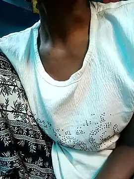 Snapshot of Kajal__Mehra chatting on November 2025 05:40:02 AM Kajal Mehra online show from November 2025 05:40:02 AM