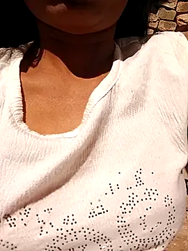 Snapshot of Kajal__Mehra chatting on November 2025 07:54:01 AM Kajal Mehra online show from November 2025 07:54:01 AM