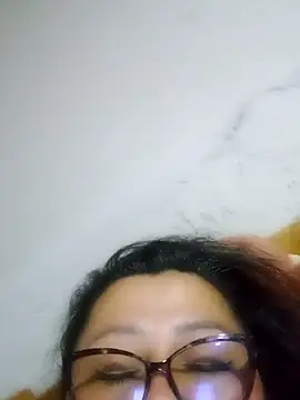 Darly Gomez online show from December 2024 01:24:02 PM