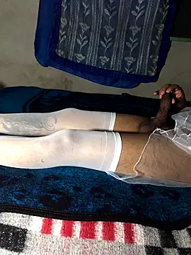 manuamador online show from October 2025 04:15:01 AM