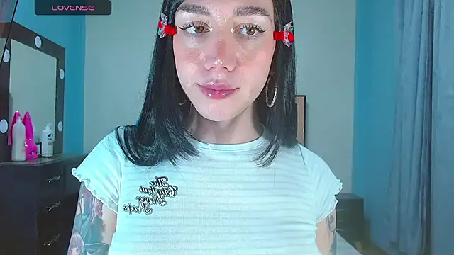 Snapshot of karla_zambrano chatting on April 2026 11:39:02 PM karla zambrano online show from April 2026 11:39:02 PM
